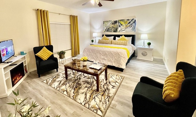 Port Malabar Villa | Elegant and Spacious 4 bed 3 bath Palm Bay Home