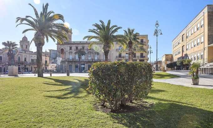 Ispica Apartment | Elegant apartment in historic building in Ispica.