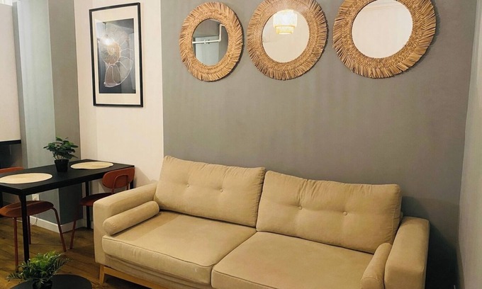 Pipera Apartment | Elegant Apartment w. AC and Smart TV