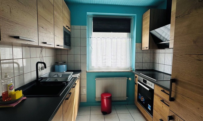Bielefeld Apartment | Elegant apartment with dream kitchen | Free Netflix | Self Check-in