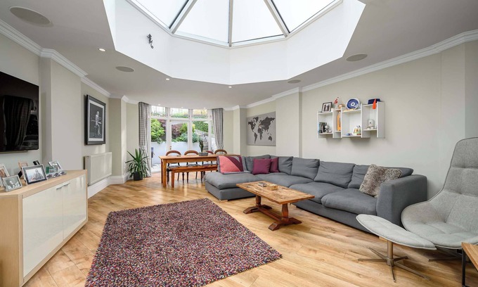 West End Apartment | Elegant Flat with Garden in Edinburgh’s West End