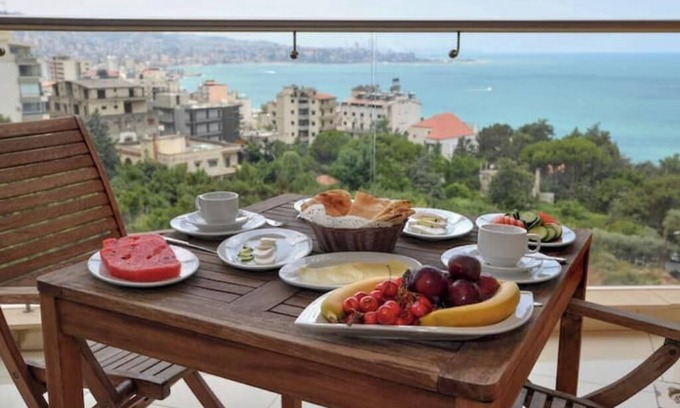 Tabarja Apartment | Elegant Loft Hideaway in Jounieh