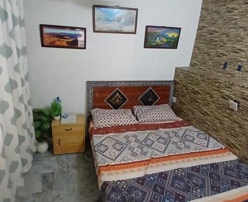 F-8 Sector House | Elegant Room in F 8 Islamabad