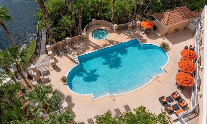 St. Petersburg - Clearwater Hotel | Elegant Stay near Beach & Downtown | Infinity Pool, Tranquil Setting