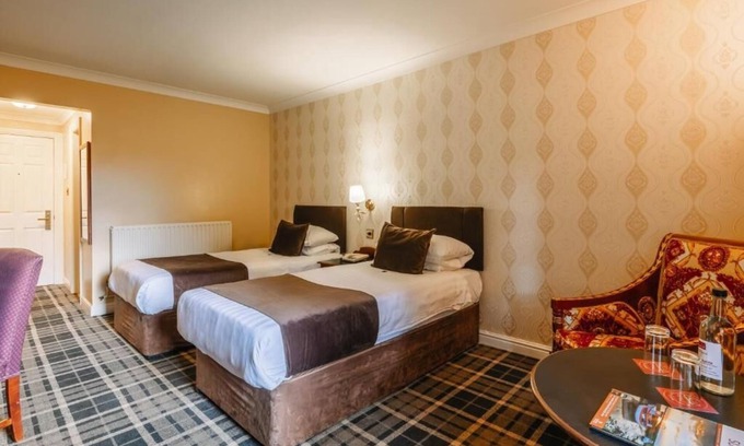 Ipswich Hotel | Elegant Waterfront Stay with Indoor Pool and Spa Access