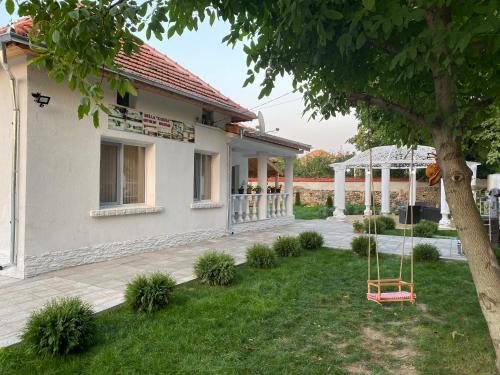 Krushuna Villa | Elena