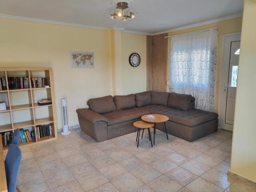 Nea Propontida House | Elena's 3BR Maisonette with Garden & Pool