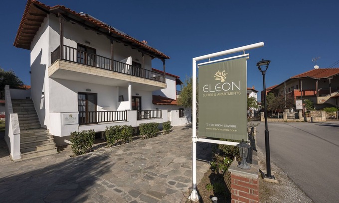 Afytos Apartment | Eleon Suites & Apartments