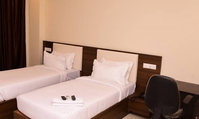 Lakshminarayana Pura Apartment | Elephant Suites Brookefield # 9