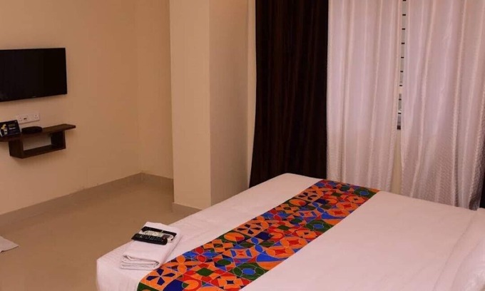 Lakshminarayana Pura Apartment | Elephant Suites Brookefield # 19