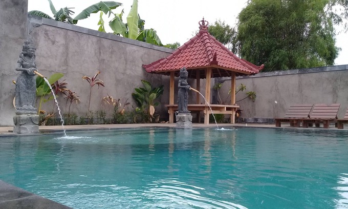 Pemuteran Bed & Breakfast | Eliska Sari Bungalows