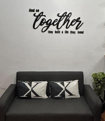 Dasmarinas Apartment | Ellie's Tiny House - Cozy Getaway with Kitchen & Pool Access near SM Dasmariñas