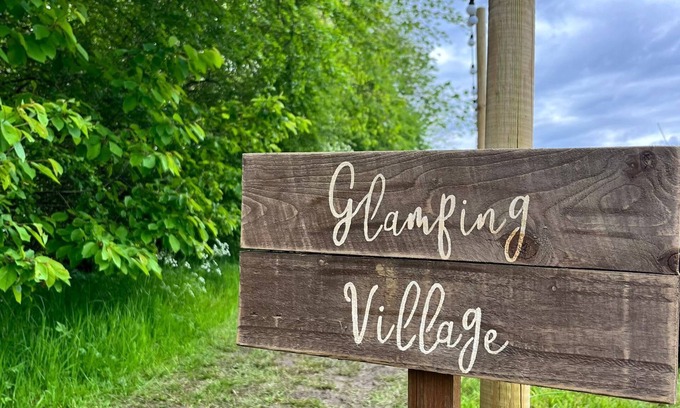 Cutnall Green Apartment | Elmbridge Farm Damson Bell Tent