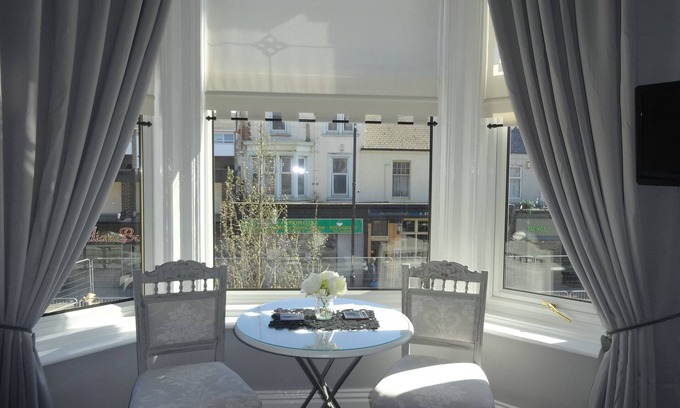 South Shields House | Elmswood Guest House