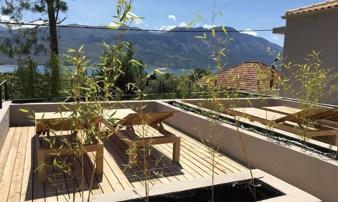 Aktio-Vonitsa Apartment | Elsa Modern Apartments. One bed Upper level Apt 4