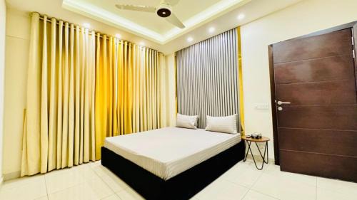 Blue Area Apartment | Elysium Capital Retreat 2BHK Opposite Centaurus Mall