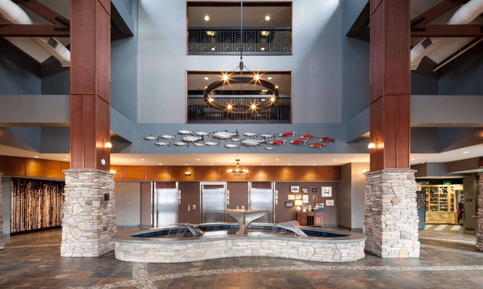 Midtown Anchorage Hotel | Embassy Suites Anchorage