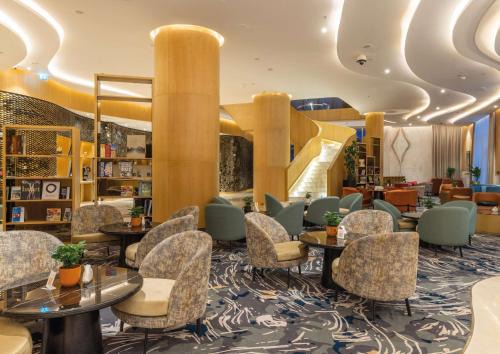 Doha Hotel | Embassy Suites By Hilton Doha Old Town