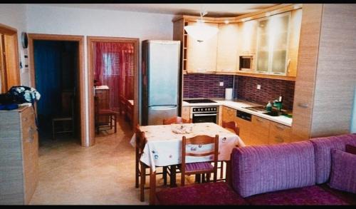 Kriopigi Apartment | Emerald Apartment with Sea View