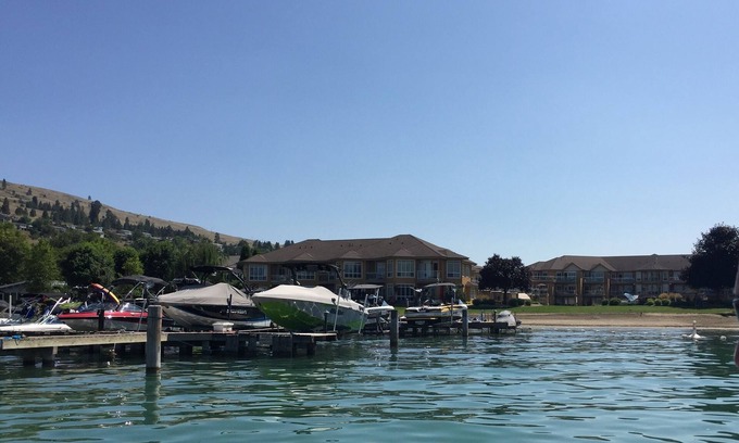 Central Okanagan Condo | Emerald Beach Villas 3 BD Lakefront Condo & Boat Slip, Wood Lake, Lake Country