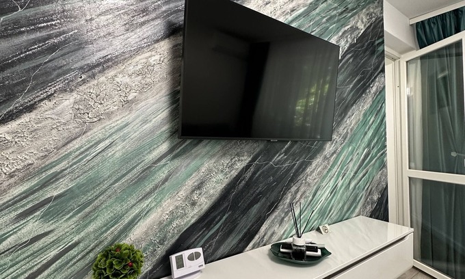 Drumul Taberei Apartment | Emerald LUX Apartment