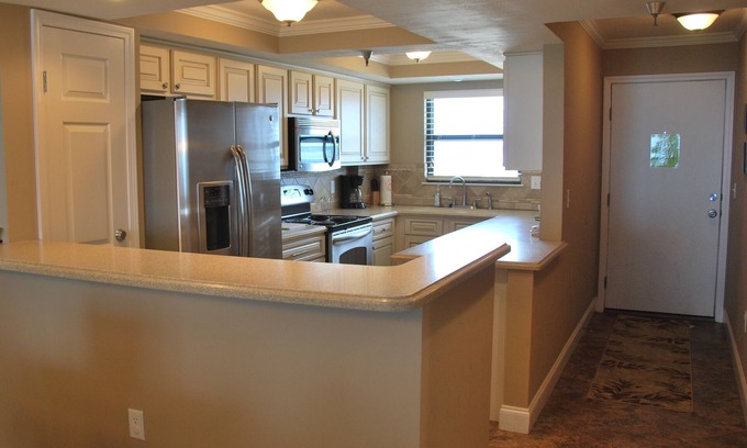 Navarre Beach Condo | Emerald Surf, 507, Great Top Floor Unit For Couples And Families!