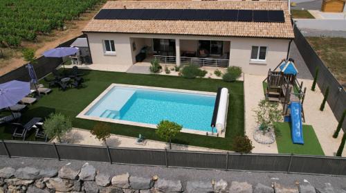 Joyeuse Villa | En Ardèche Villa de vacances l'Olympe climatisée avec sa piscine privée et chauffée