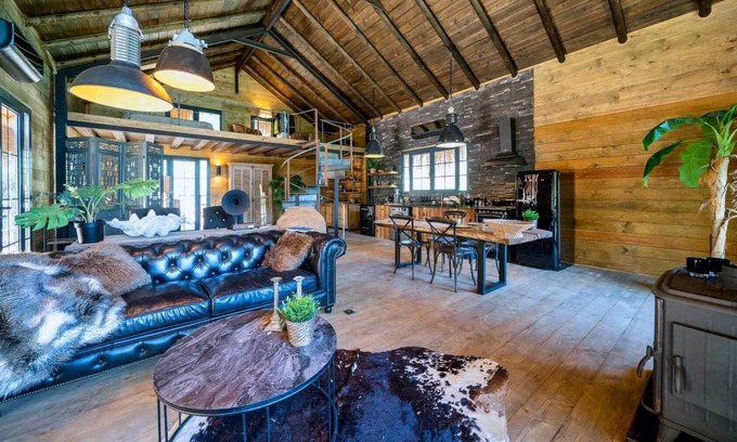 Koycegiz House | Enchanting Forest Cottage with Lake View