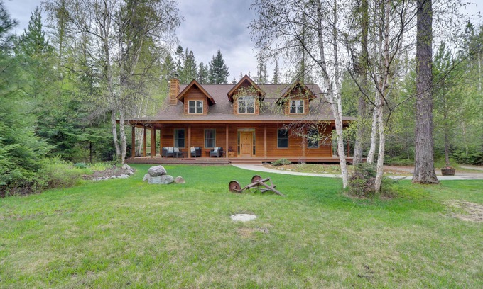 Bigfork Cabin | Enchanting Glacier Park Getaway by Flathead Lake!