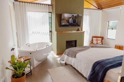 Visconde de Maua Cabin | Encontro dos Vales