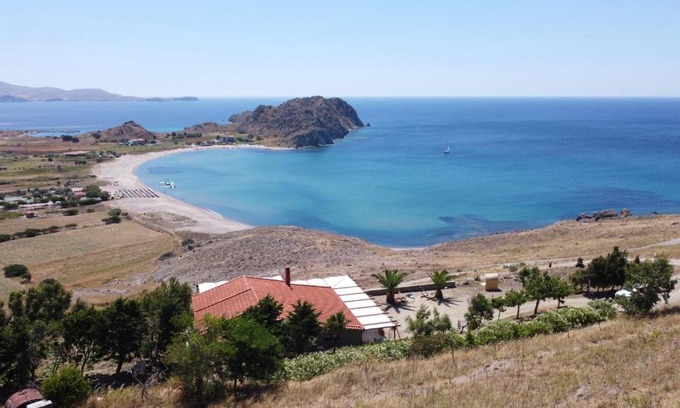 Myrina House | Endless Blue