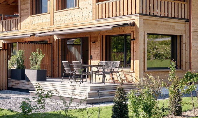 Meiringen Ski Chalet | Engelhorn view