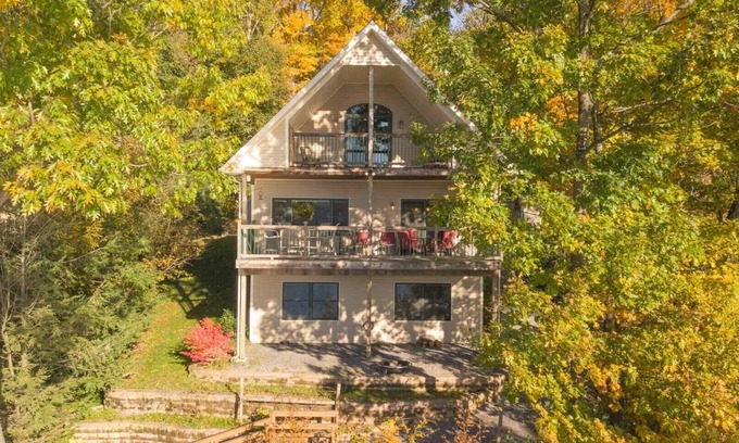 Burdett House | English Lakehouse: Spectacular views on the Seneca Lake Wine Trail