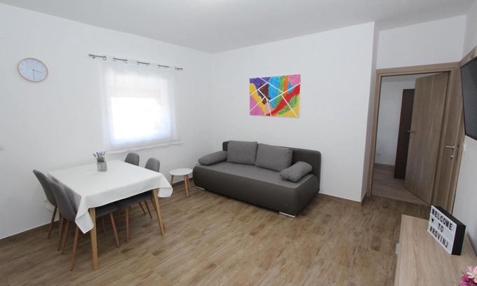 Rovinj Apartment | ENI Two-Bedroom Apartment 4 (Eni)