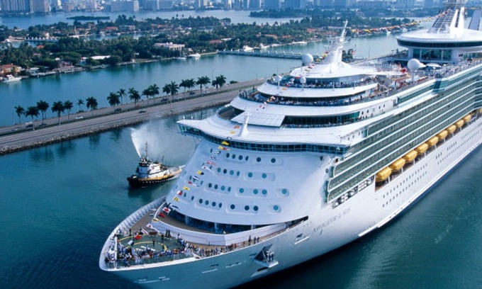 Miami Springs Hotel | Enjoy a Hassle-Free and Suiting Stay! Onsite Pool, Minutes to Marlins Park