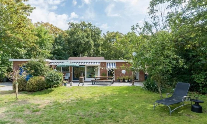 Renesse House | Enjoy all seasons in the Zoet and Zout beach house Situated in a unique location, close to both Ren