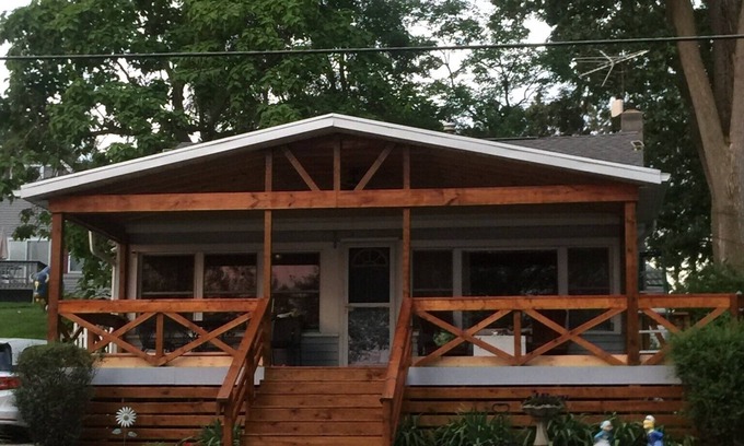 Shipshewana House | Enjoy the view from relaxing deck overlooking the lake. Water fun and sun.