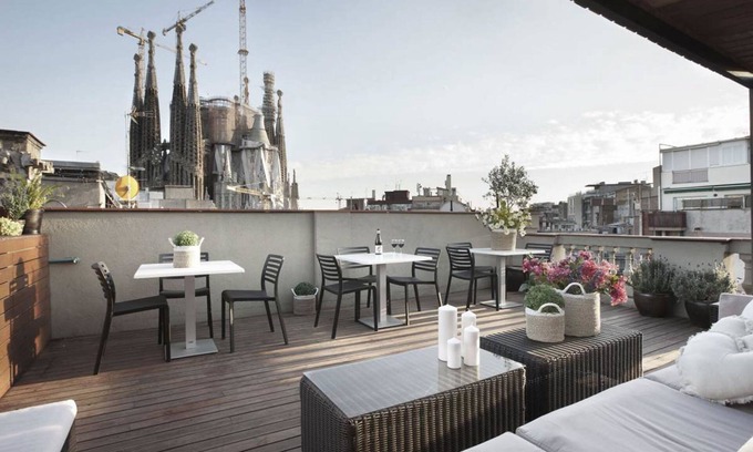 La Sagrada Familia Apartment | Enjoybcn Gaudi Apartments