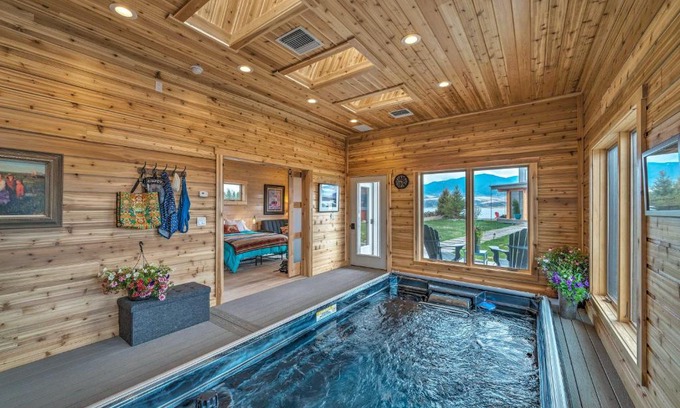 McAllister Apartment | Ennis Lake Studio with Kayak, Pool and Fire Pit!