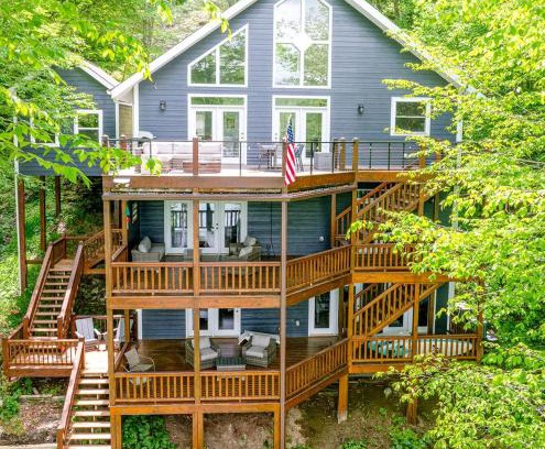 Topton House | Enormous Cabin Retreat with Beautiful Views and Private Dock in Topton, North Carolina