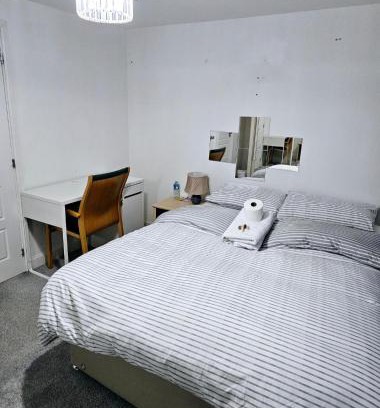 Dartford House | Ensuite Doubleroom with Private Toilet and Bathroom in central Dartford