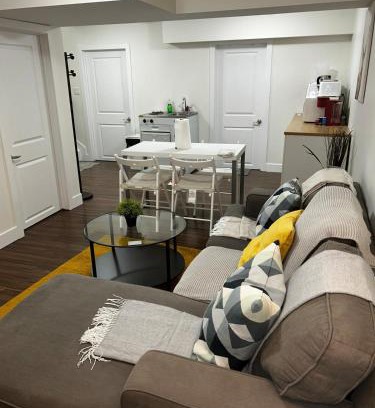 Northeast Edmonton Apartment | Entire 1 bedroom basement suite with Kitchenette and Laundry