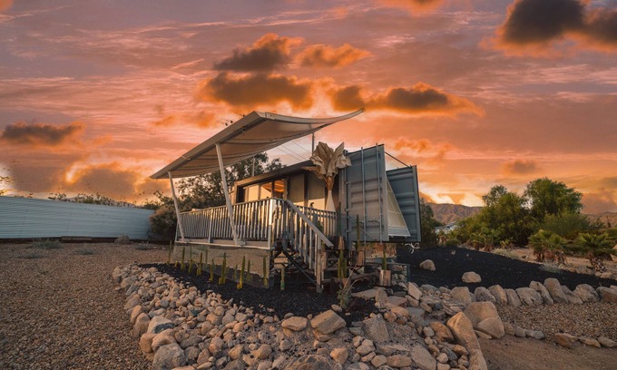 Morongo Valley House | Entire 5 Acre Kaleidoscope Desert Animal & Art Sanctuary. Sleeps 10.