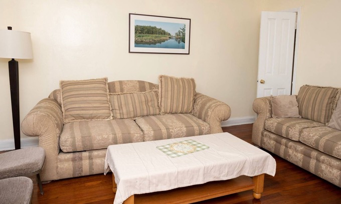 Trinidad Apartment | Entire appartment with 2beds ,air mattress living room ,dining area