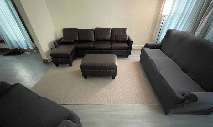 Niagara Falls House | Entire Cozy home in downtown Niagara Falls (USA), near all the main attractions.