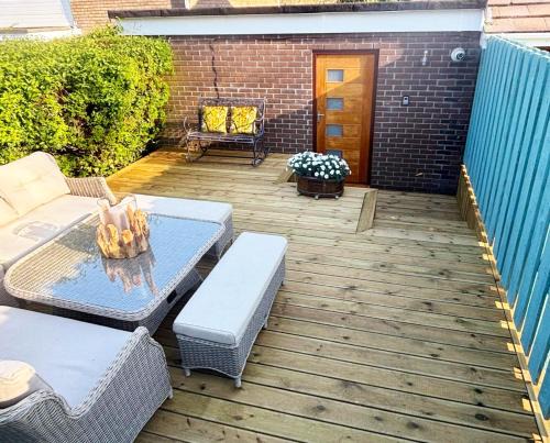 Highcliffe-on-Sea Apartment | Entire guest suite in Highcliffe Dorset