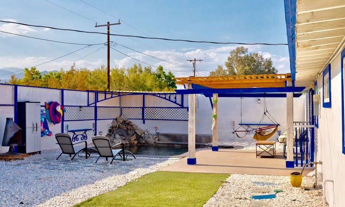 Palm Springs House | Entire home hosted by Sam 6 guests3 bedrooms3 beds1 bath