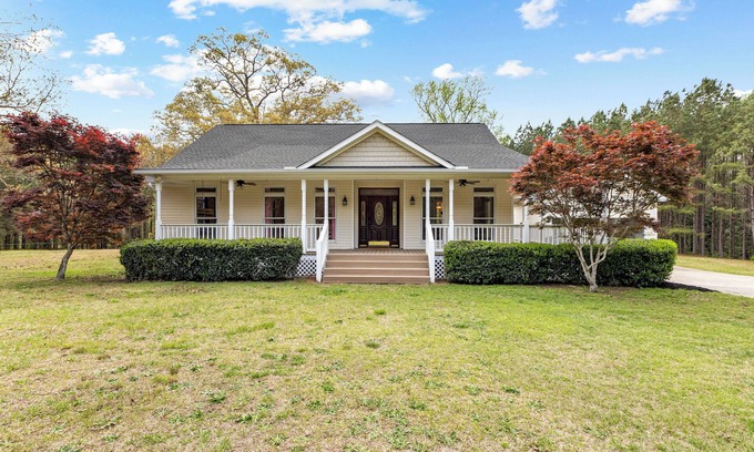 Pine Mountain House | Entire home in Pine Mountain, Georgia, United States