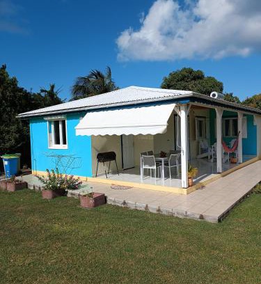 Le Moule House | Entr'azur et sable à la Baie du Moule
