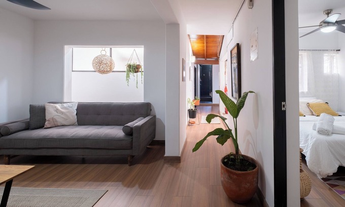 Envigado Apartment | Envigado La Magnolia. Walk to the subway and Poblado!